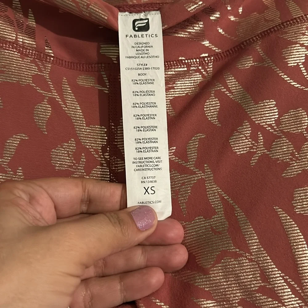 17- NWOT Fabletics High Waist PowerHold Rose Gold Floral Foil Print Leggings XS - Picture 4 of 4